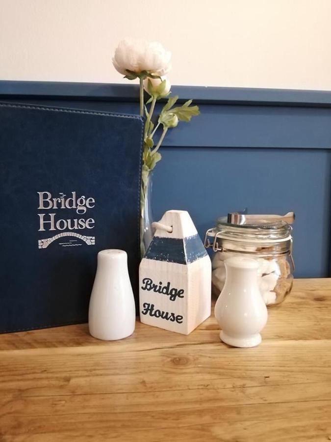 Bridge House Bed & Breakfast *